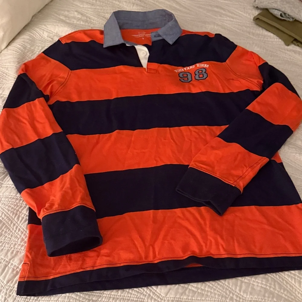 Vineyard Vines orange and blue rugby shirt. - Picture 3 of 3